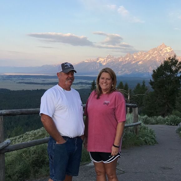 Meet your Posher, Sharon - Picture 1 of 1